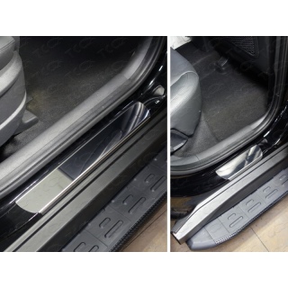 Накладки на пороги, зеркальный лист Hyundai Tucson (Хендай Туссан) с 2015 г.в.