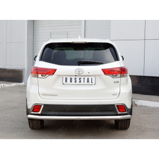 Защита заднего бампера из нержавеющей стали длинная d63 мм TOYOTA Highlander (Тойота Хайлендер) с 2017 года