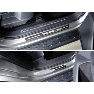 Накладки на пороги внешние (лист зеркальный надпись Tiguan) VOLKSWAGEN Tiguan (Фольксваген Тигуан) с 2017 года