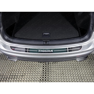 Накладка на задний бампер (лист зеркальный надпись Tiguan) VOLKSWAGEN Tiguan (Фольксваген Тигуан) с 2017 года