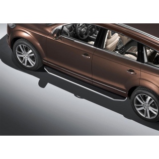 Пороги алюминиевые с нержавеющим кантом AUDI Q7 с 2009 года